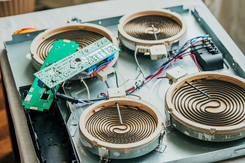 Profix sửa bếp hồng ngoại tại nhà TP.HCM