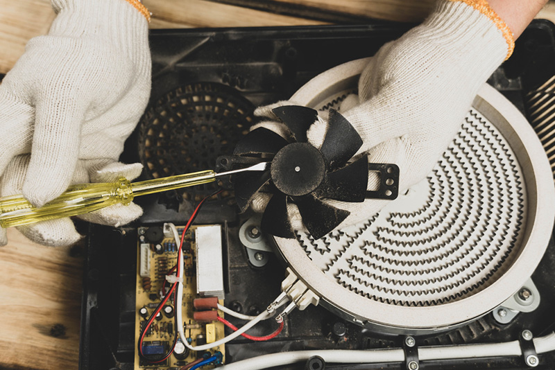 sửa bếp hồng ngoại tận nhà trong thời gian ngắn