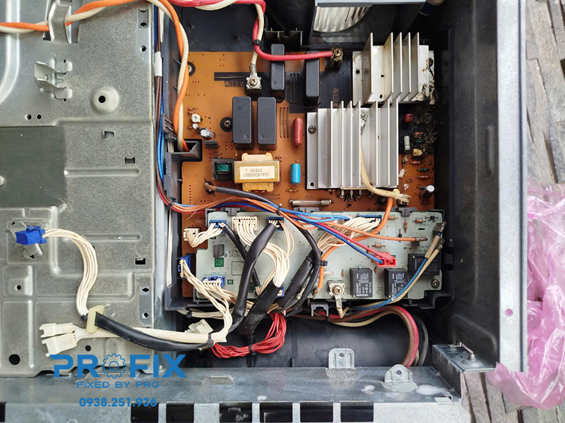 Profix khắc phục lỗi bếp từ nội địa Nhật nhanh chóng