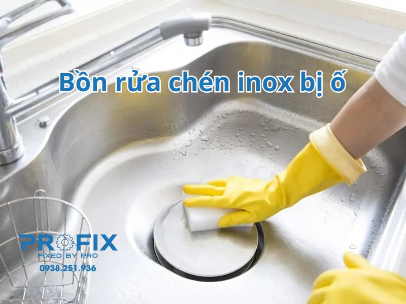 Làm cách nào để xử lý bồn rửa chén inox bị ố?